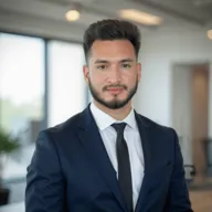 Alexander Gutierrez, real estate agent